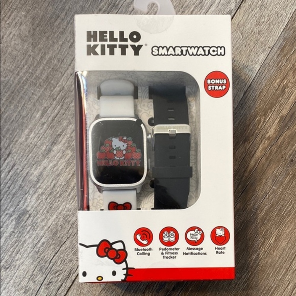 Women Hello Kitty Smartwatch with White and Black Straps